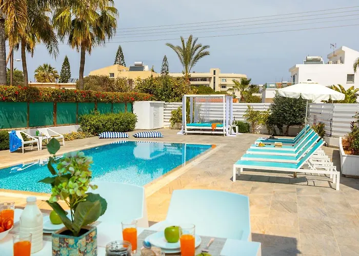 Villa Fig Tree Bay 3