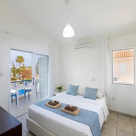 Fig Tree Bay 3 *