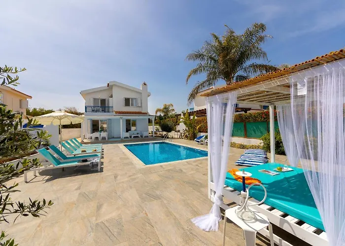 Vila Fig Tree Bay 3 *