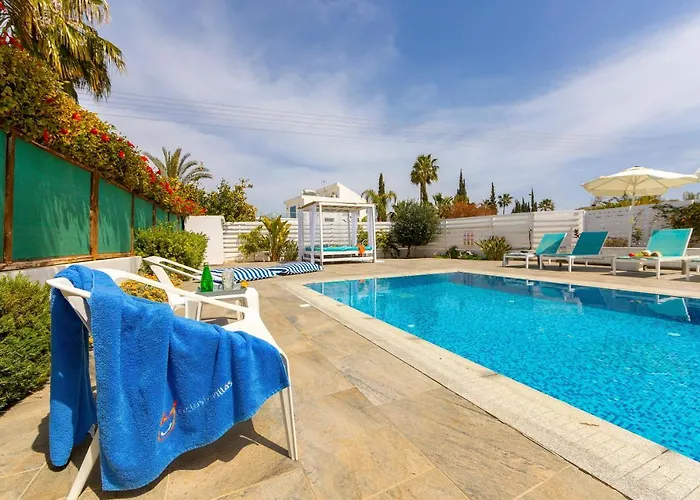 Vila Fig Tree Bay 3 Protaras